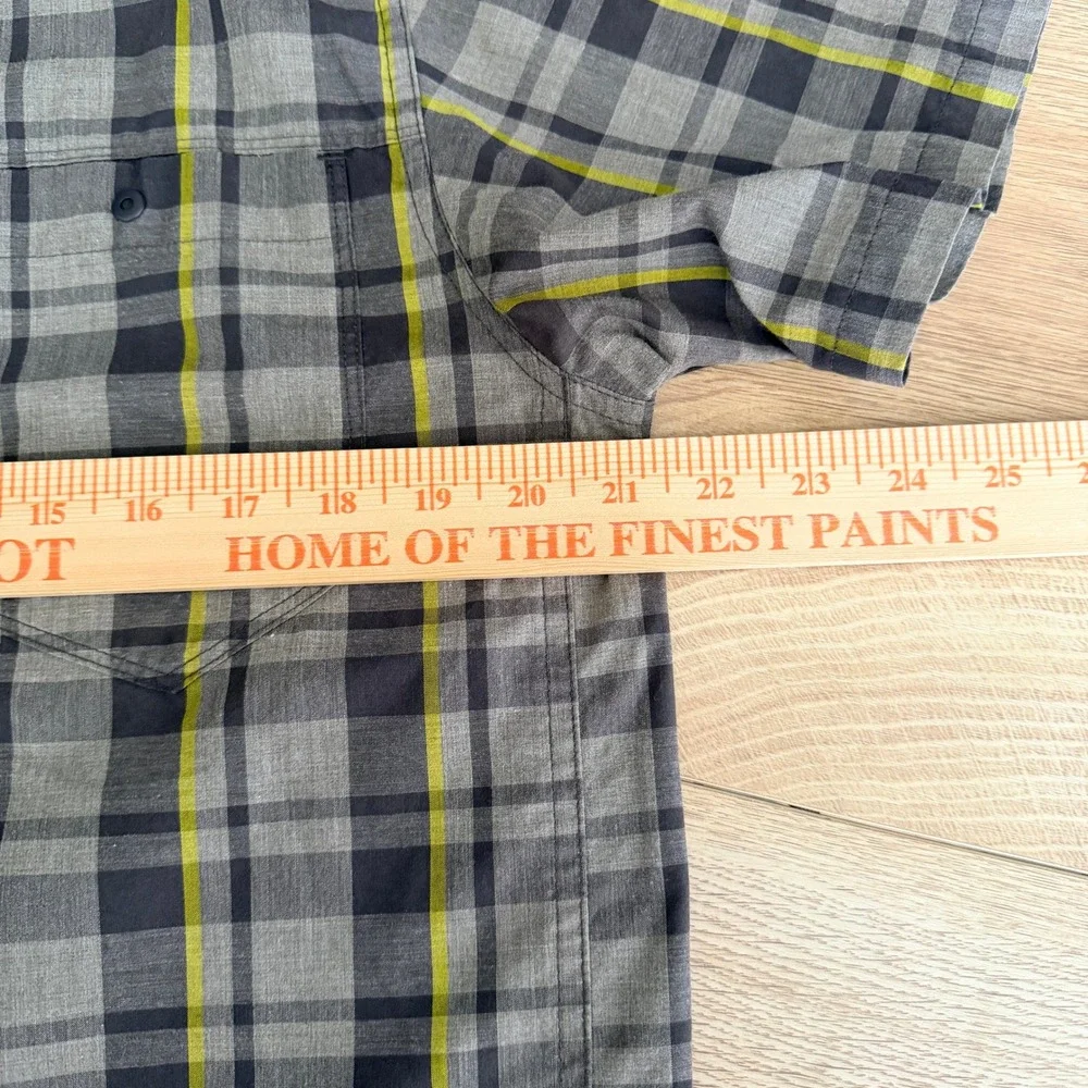 The North Face Plaid Shirt Snaps‎ Up Mens M Grey Yellow Plaid Short Sleeve